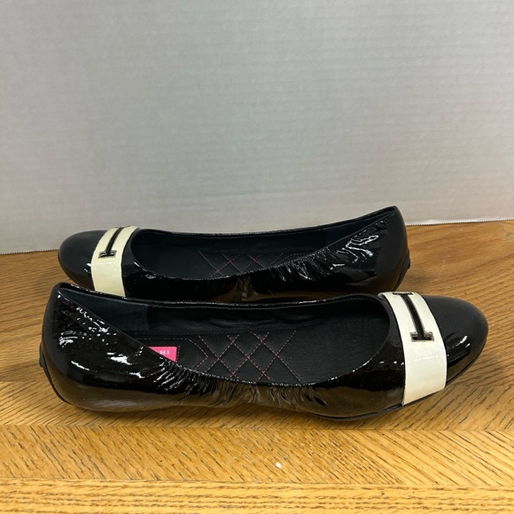 NWOT! Designer Isaac Mizrah New York Patent Leather Black Driving Shoes Flats. - Picture 6 of 9
